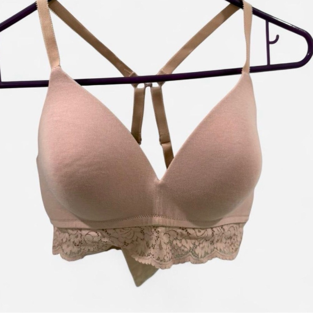 Ambrielle Lace Trimmed Blush Bra